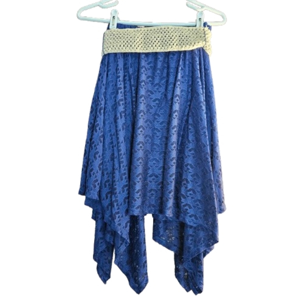 Navy Blue Skirt with Belt, Small (3/5) - Picture 3 of 11
